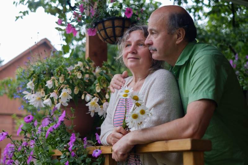 cheerful-senior-couple-enjoying-life