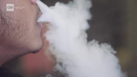 8 Wisconsin teens hospitalized with severe lung damage due to vaping, doctors suspect